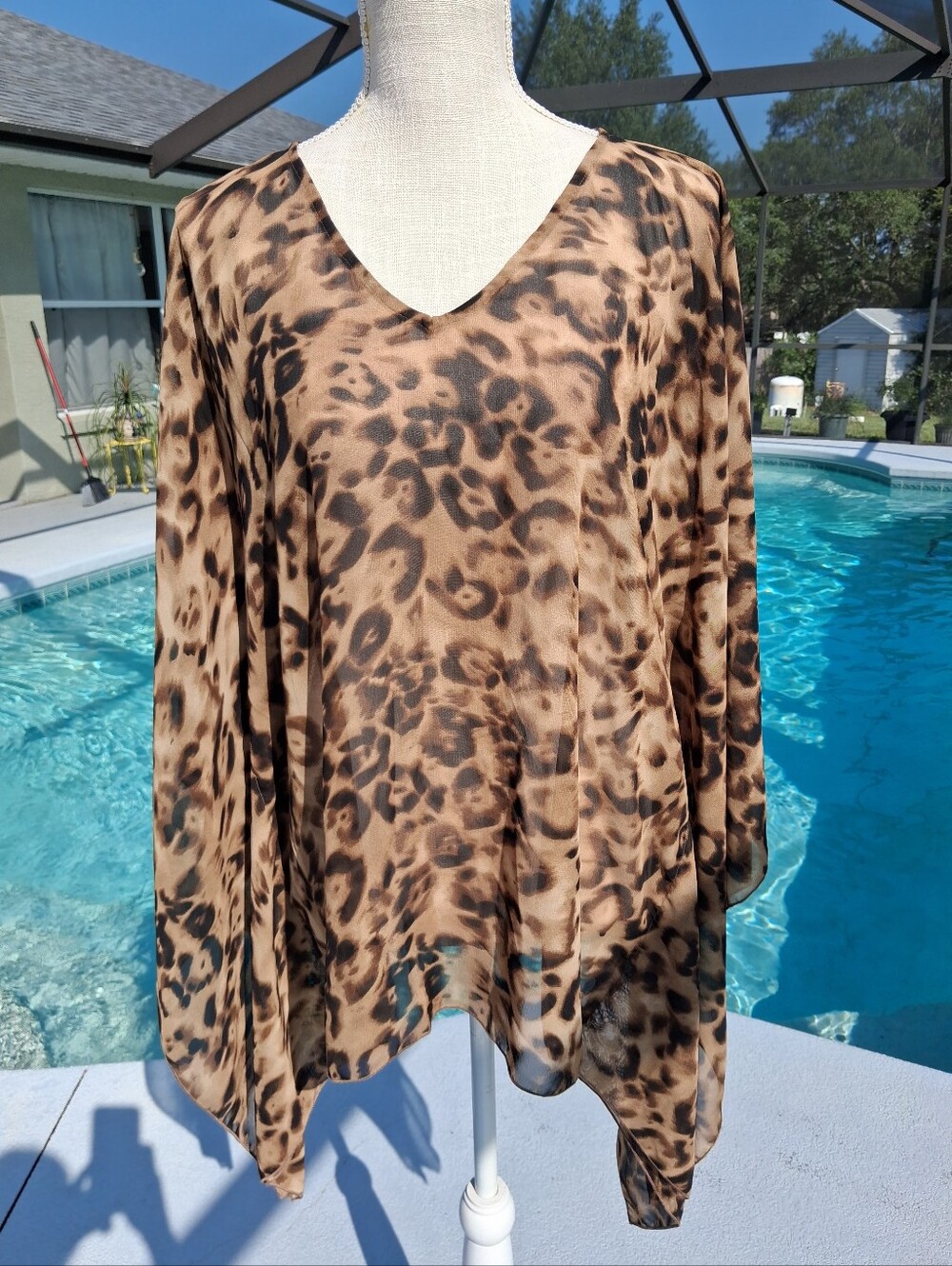 Allison Taylor Sheer Leopard Print Butterfly Style Chiffon Blouse Size Small